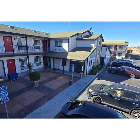 Hotel Avenida Victorville I 15 Eksteriør bilde