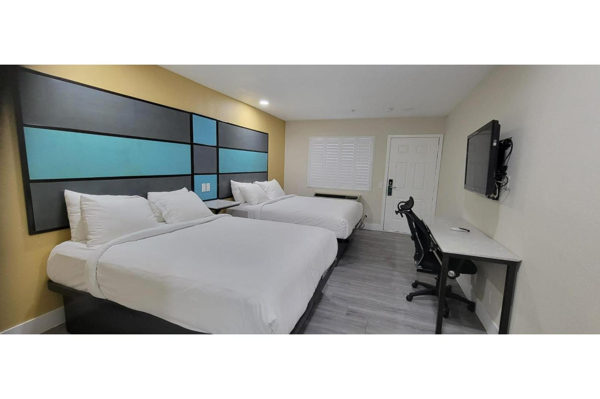 Hotel Avenida Victorville I 15 Eksteriør bilde