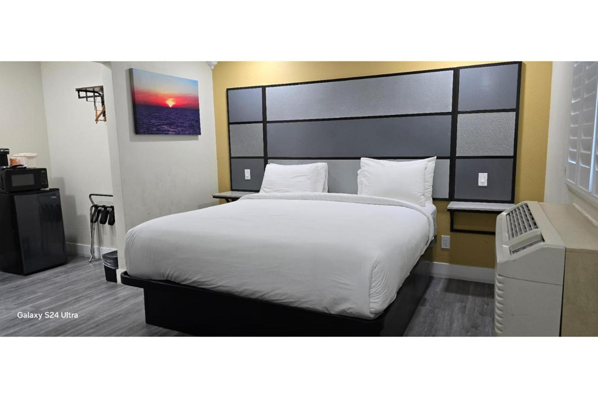 Hotel Avenida Victorville I 15 Eksteriør bilde